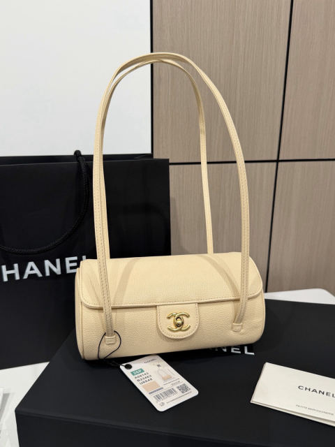 CHANEL Preppy Bowling Bag