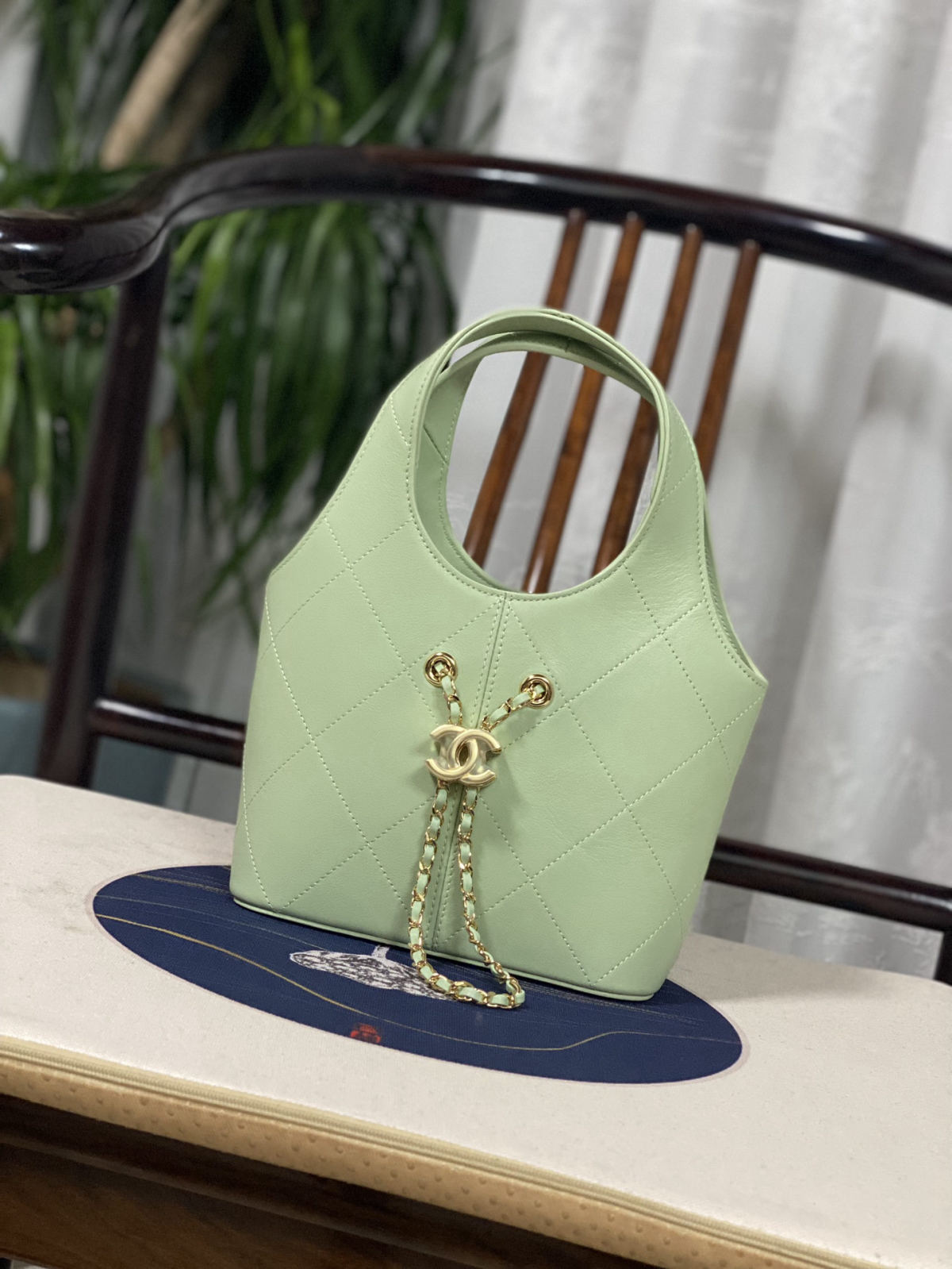 CHANEL's 2028 Early Spring Collection Leather "Basket Bag"