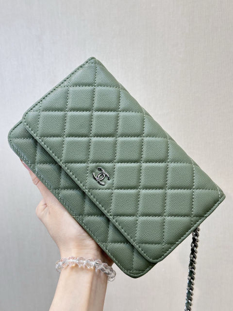 CHANEL wallet