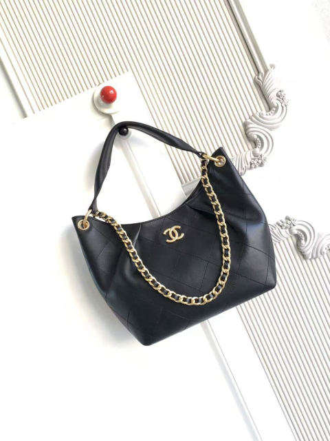 CHANEL Early Spring Collection Hobo Hippie Bag