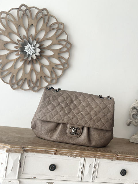 CHANEL Chanel Vintage Cloud Bag