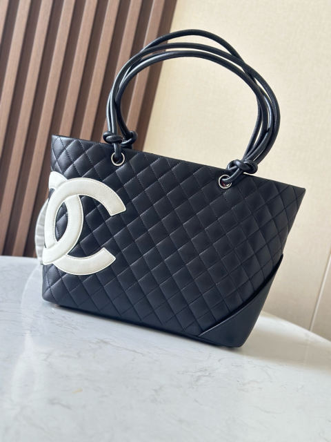 CHANEL tote bag