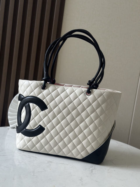 CHANEL tote bag