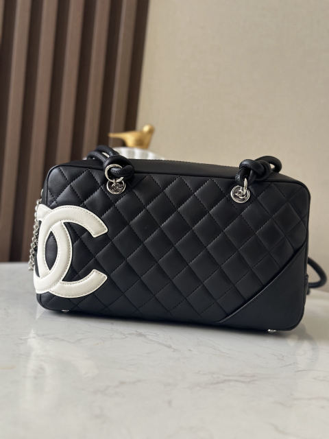 CHANEL Kangpeng Pillow Bag