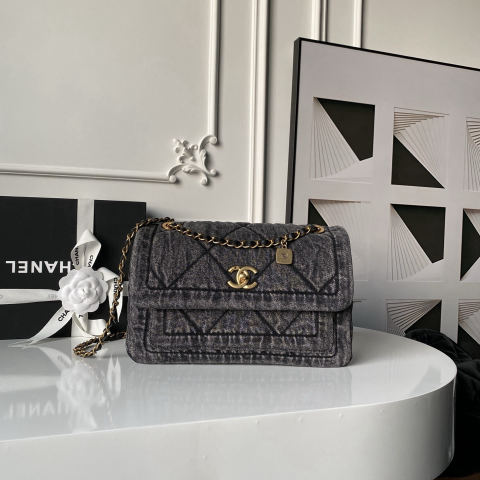 CHANEL Fall/Winter Limited Edition Denim Shopping Bag