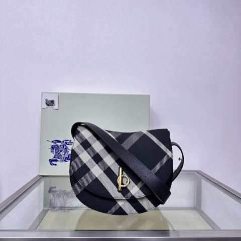 Burberry wool stand-up pouch