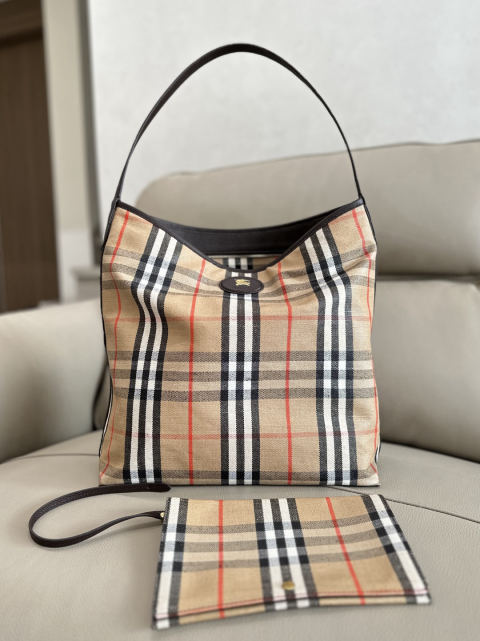 Burberry tote bag