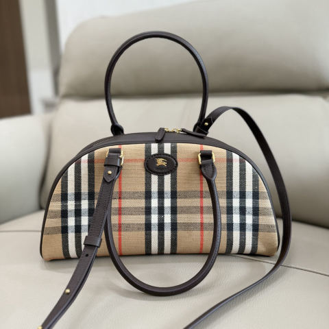 Burberry Highlands