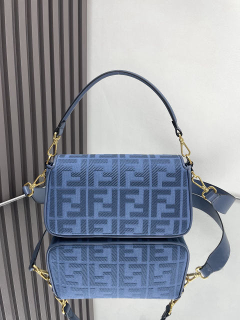 Fendi Baguette