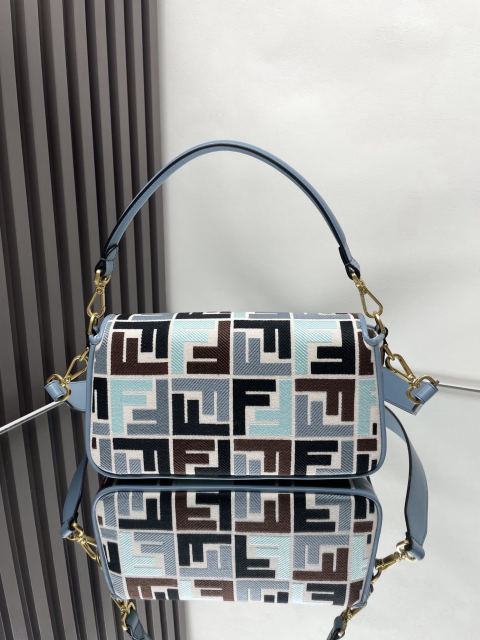 Fendi Baguette