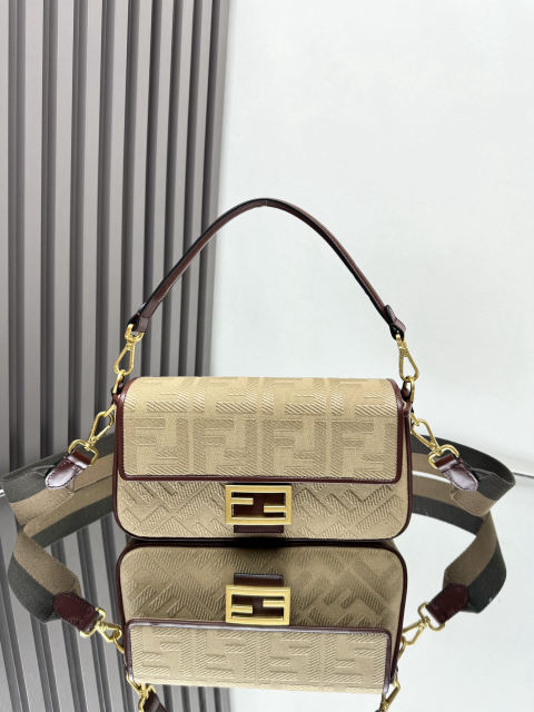 Fendi Baguette