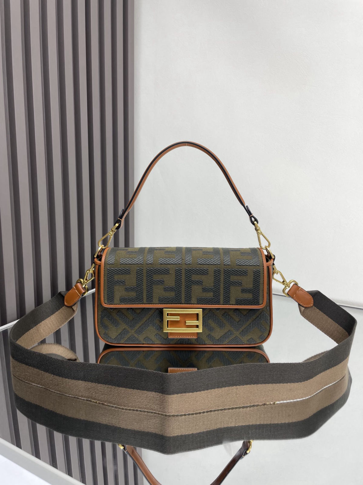 Fendi Baguette