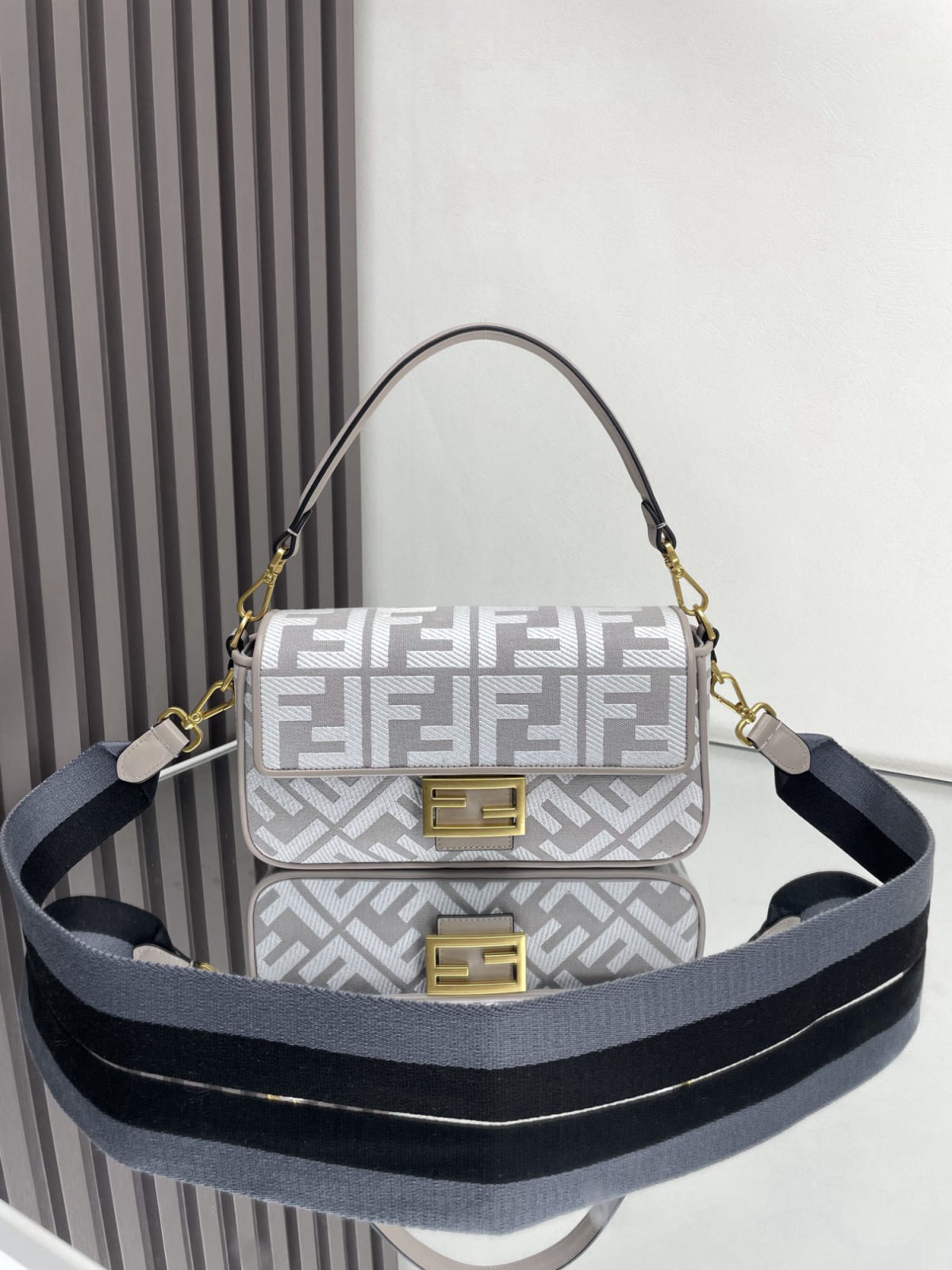Fendi Baguette