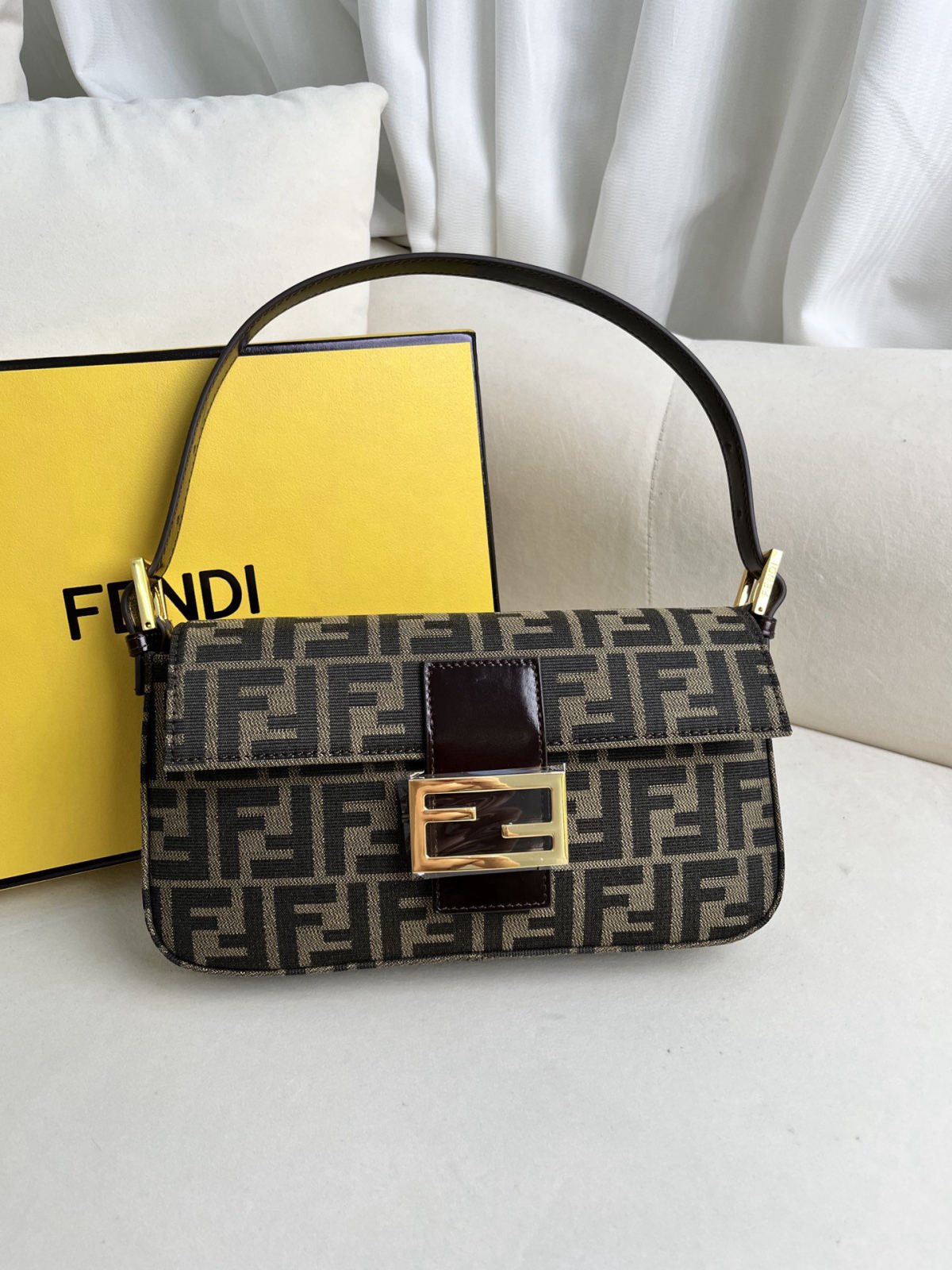 Fendi Baguette