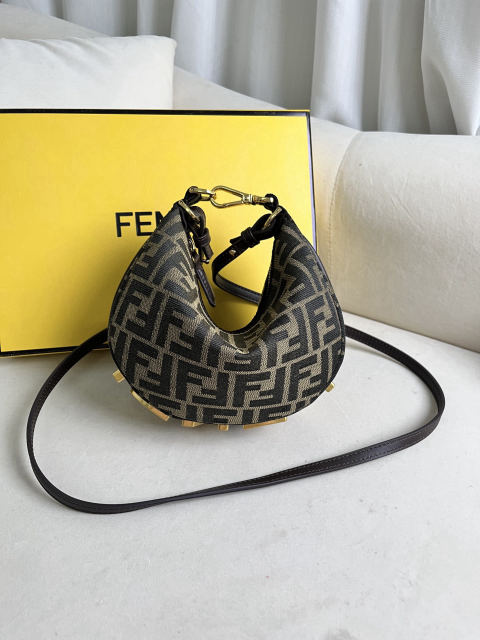 Fendi Praphy