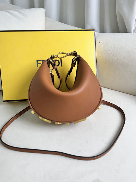 Fendi Praphy