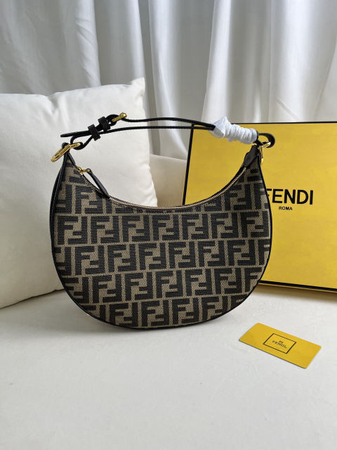 Fendi Praphy