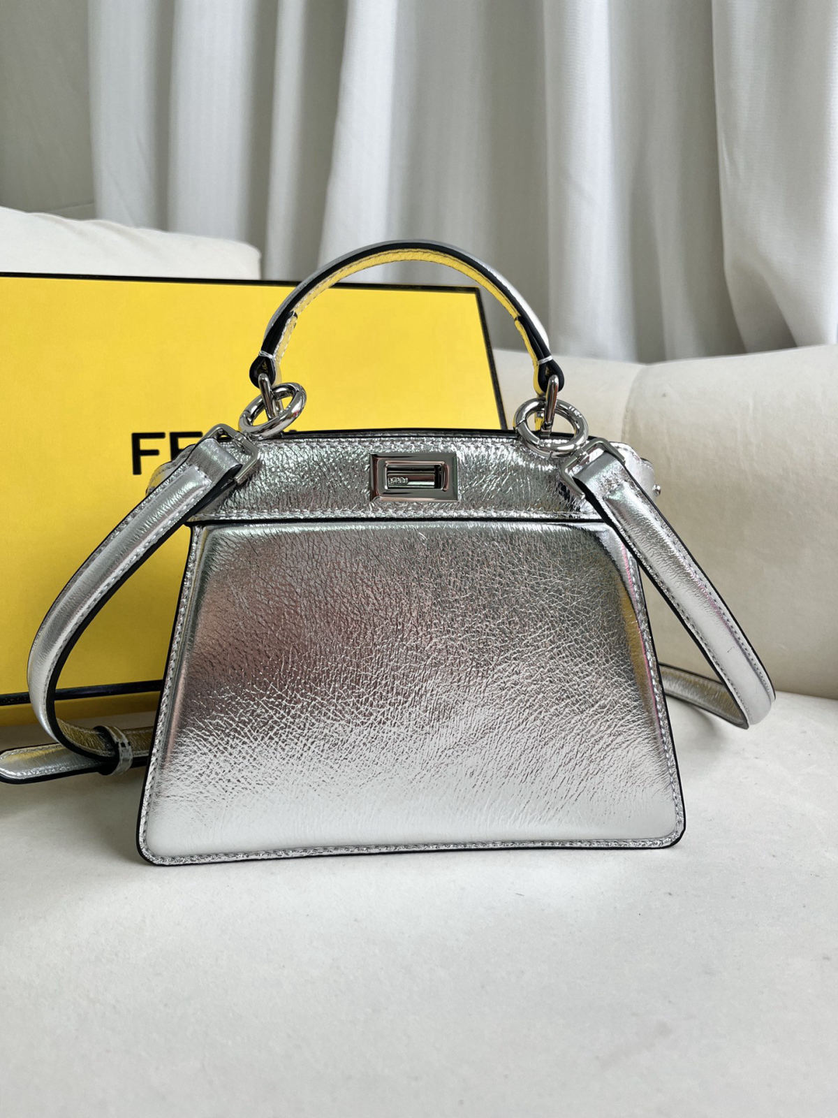 Fendi Peekaboo ISeeU Petite