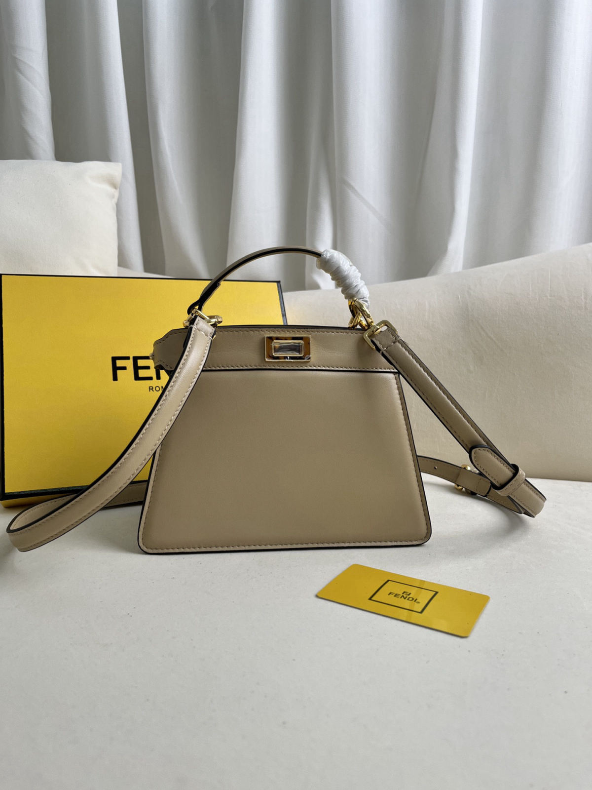 Fendi Peekaboo ISeeU Petite