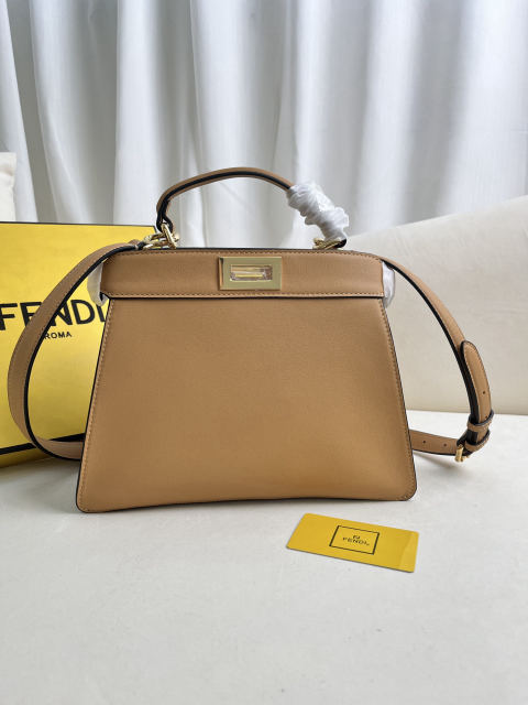 Fendi Peekaboo ISeeU