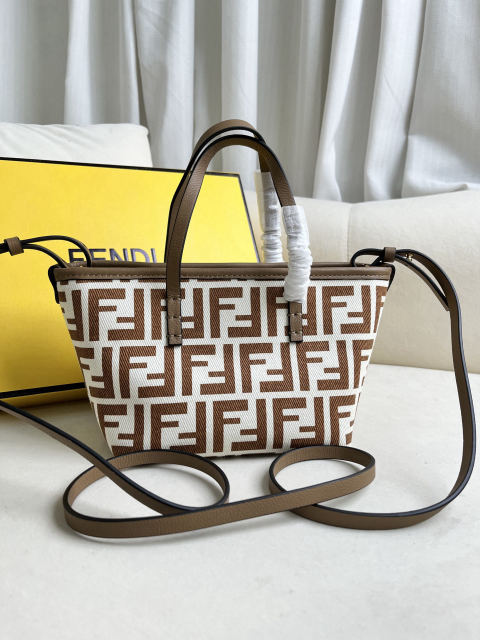 Fendi Roll