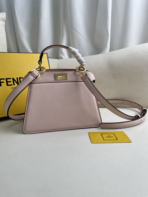 Fendi Peekaboo ISeeU