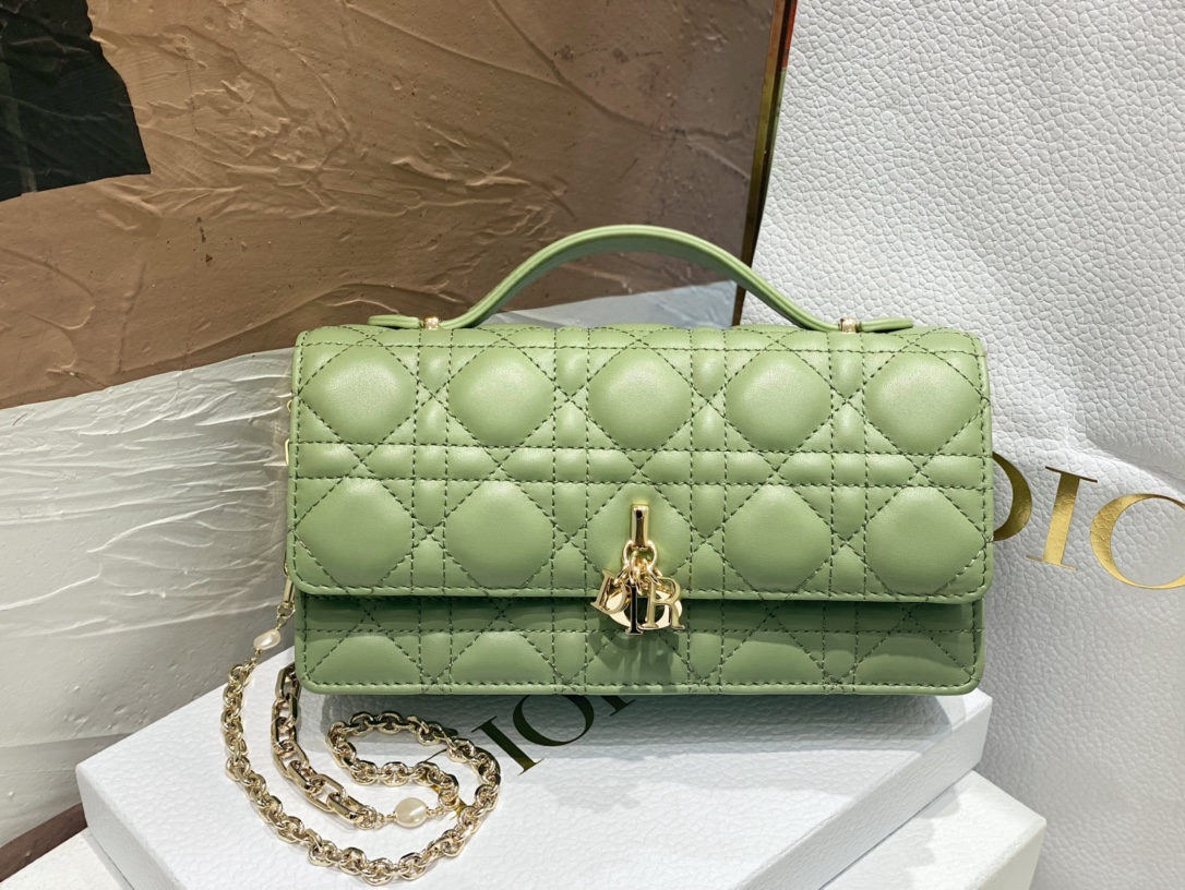 Christian Dior