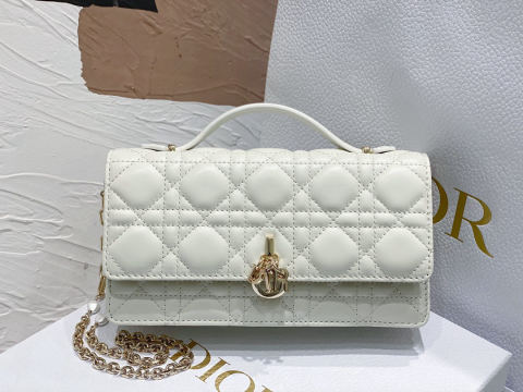 Christian Dior