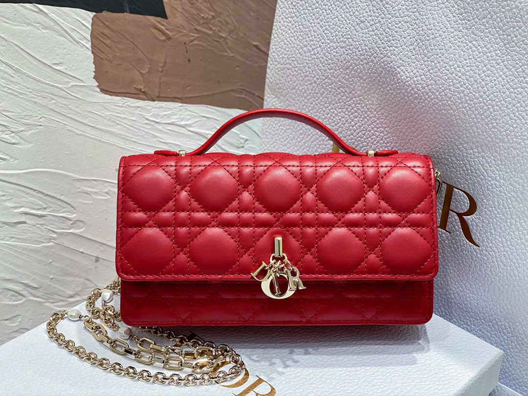Christian Dior