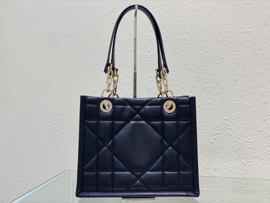 Christian Dior