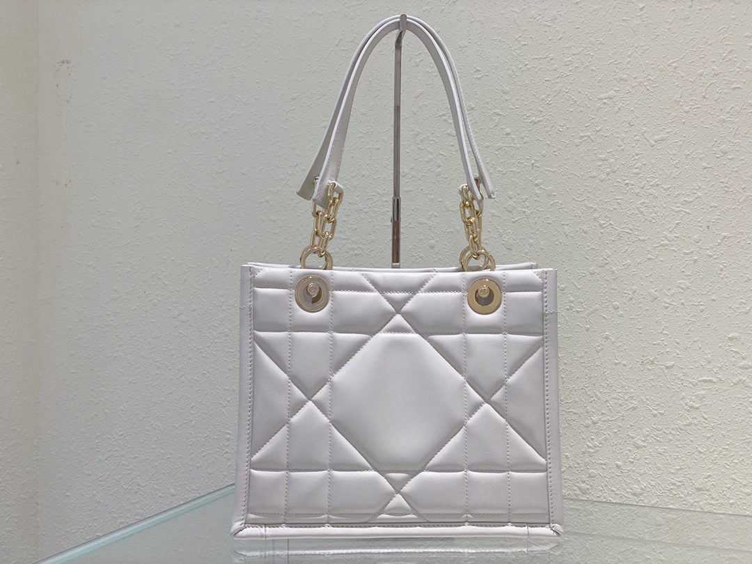 Christian Dior