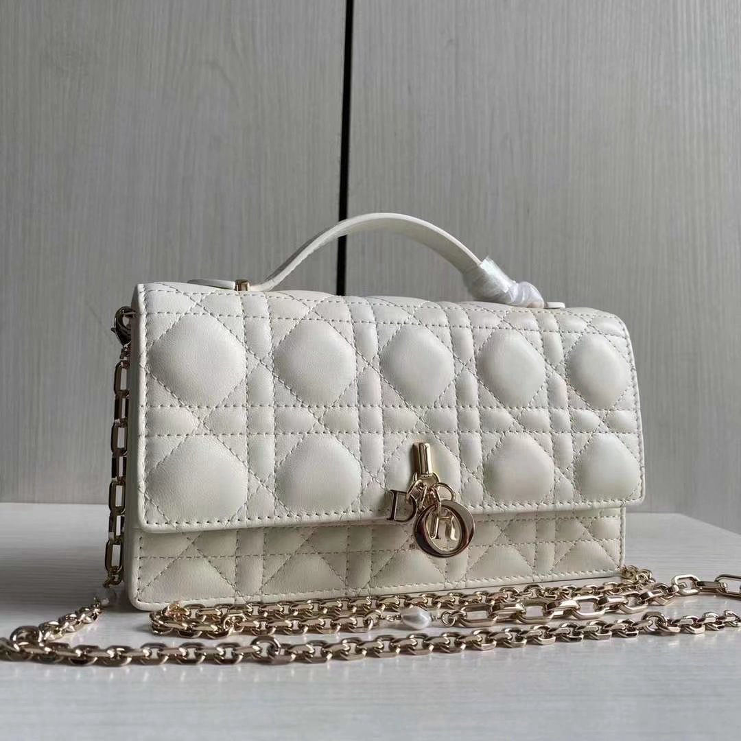 Christian Dior