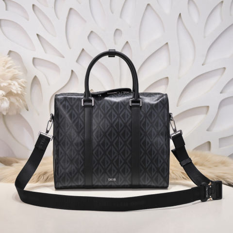 Christian Dior Hit the Road