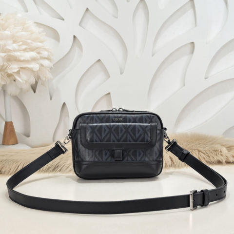 Christian Dior Hit the Road