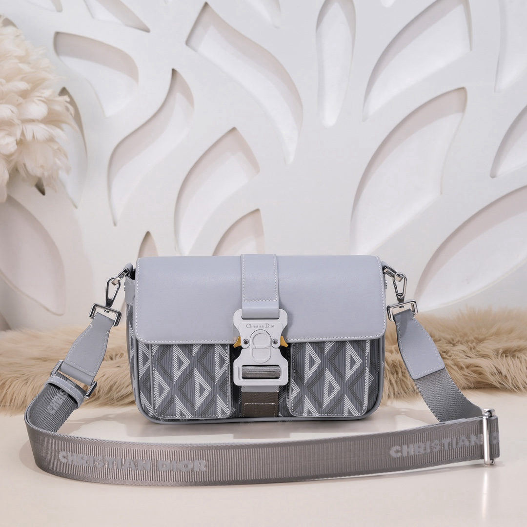 Christian Dior Hit the Road