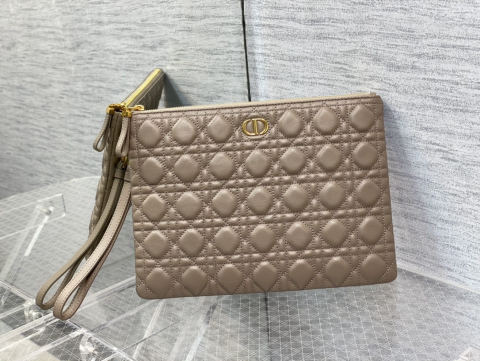 Christian Dior Caro Daily