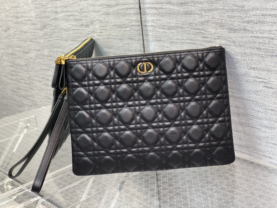 Christian Dior Caro Daily