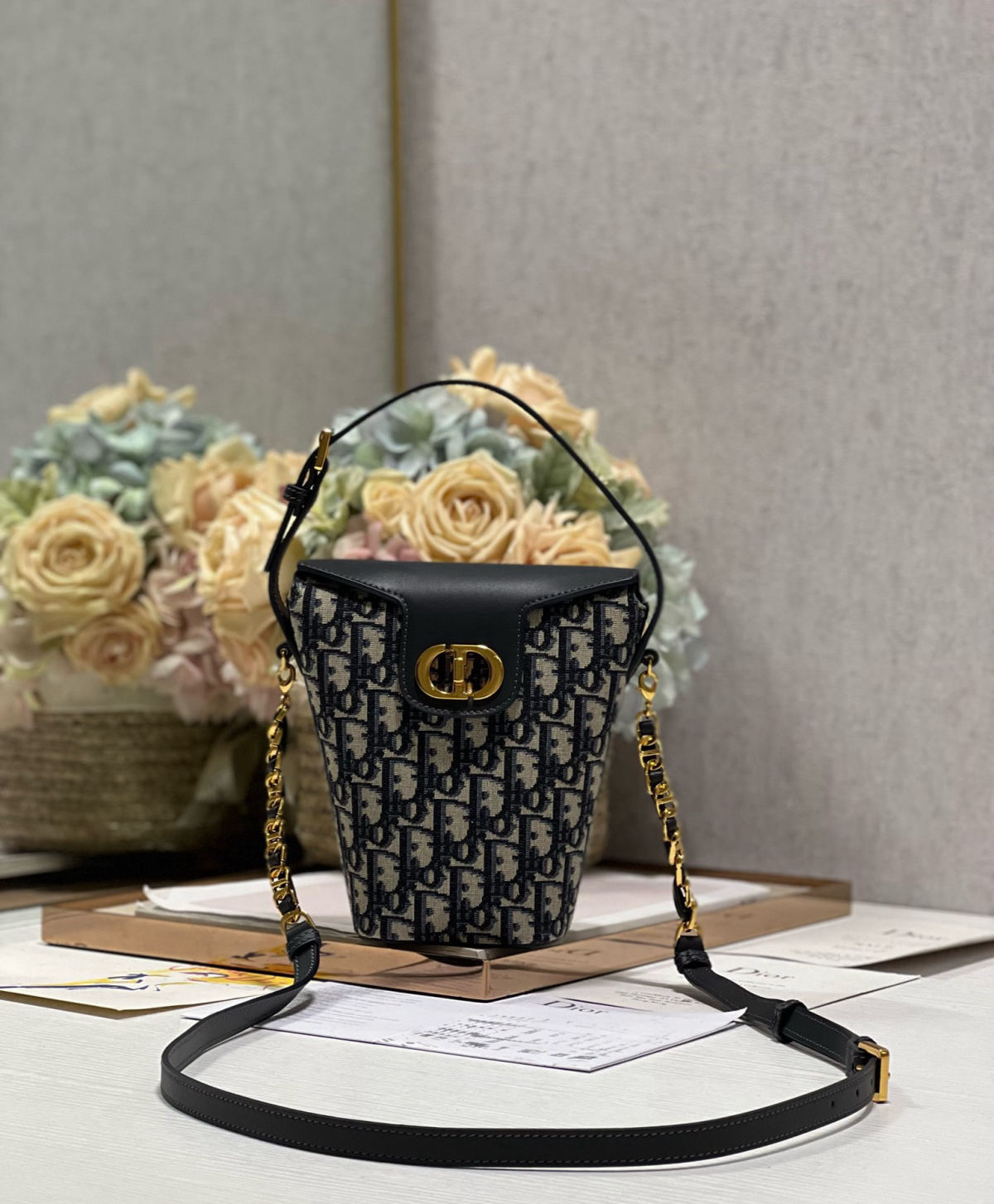 Christian Dior Montaignos