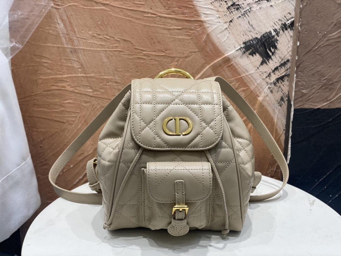 Christian Dior Caro
