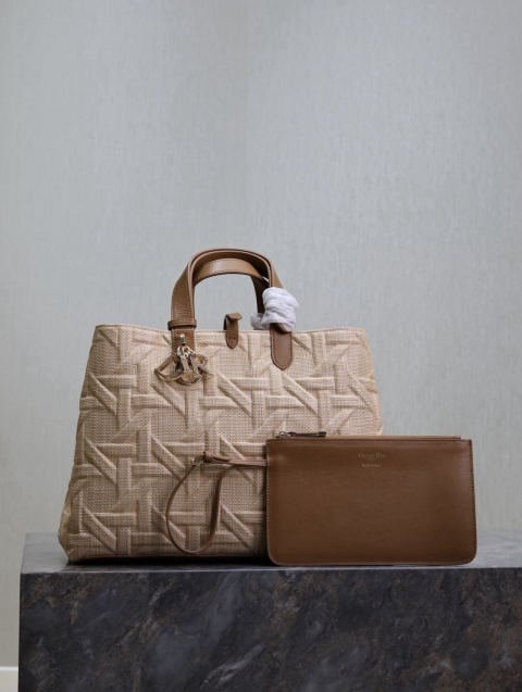 Christian Dior Toujours