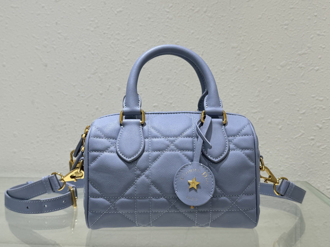 Christian Dior Groove