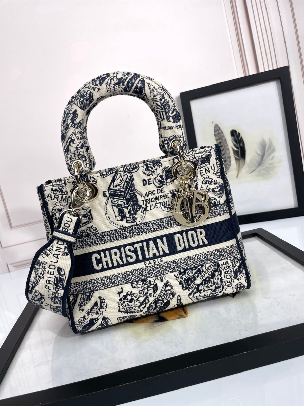 Christian Dior Lady D-Lite