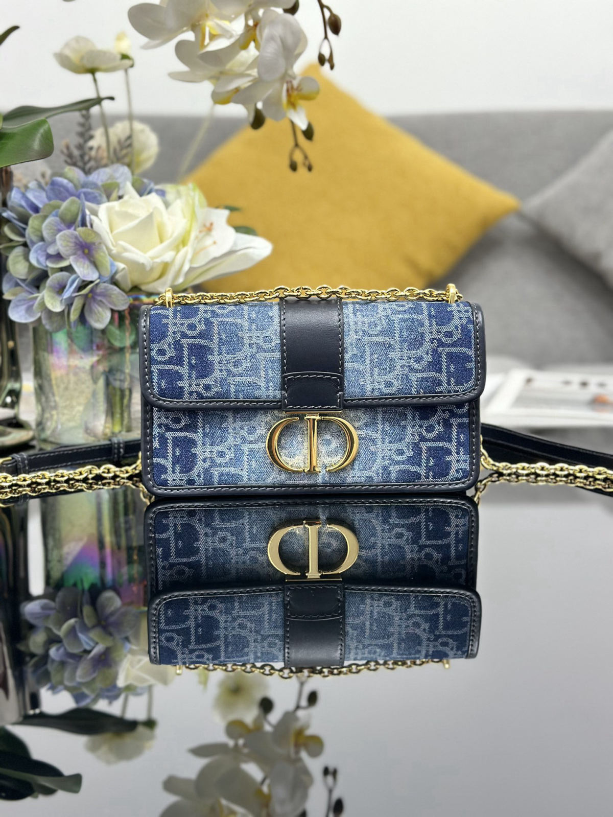 Christian Dior Montaigne East-West