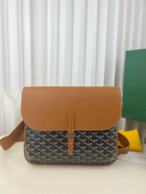 Goyard coursier