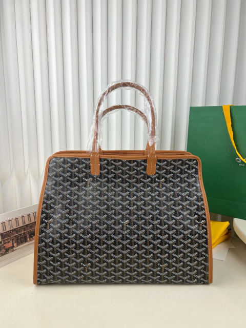 Goyard Hardy