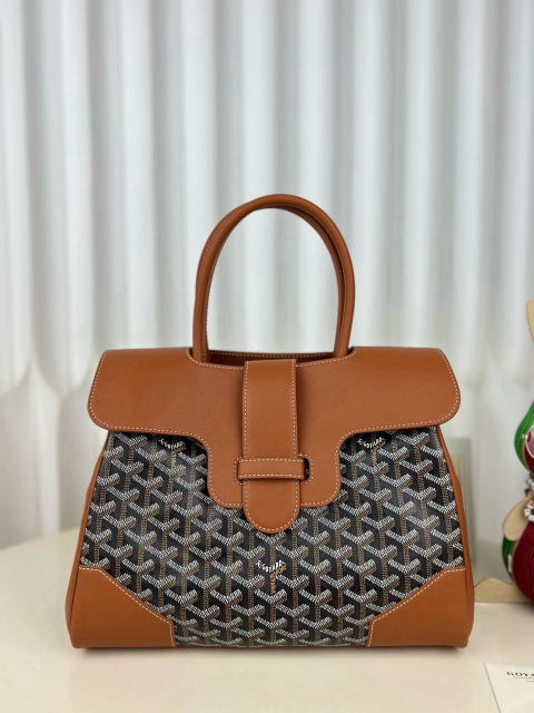 Goyard saigon MM tote