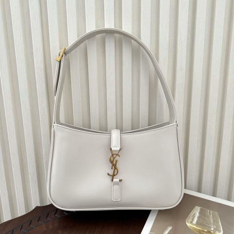 Yves Saint Laurent LE