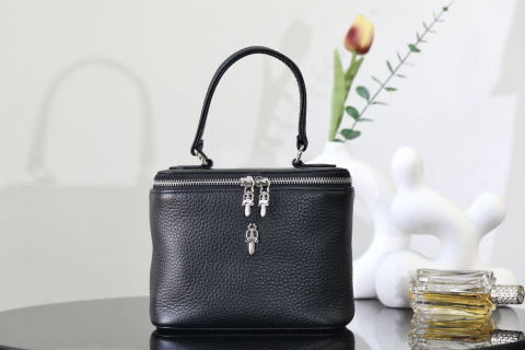 Chrome Hearts