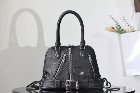 Chrome Hearts