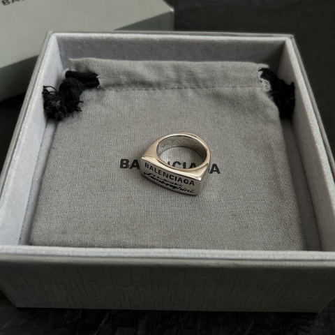 Balenciaga ring